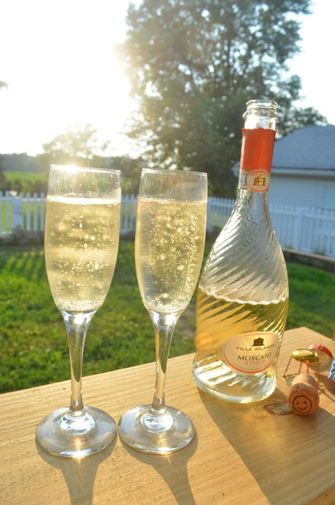 Moscato & Peach Wine Review Peach Moscato, Wine Down Wednesday, Wolf Den, Peach Wine, Moscato Wine, Beverage Station, Wine Flavors, Wine Gift Set, Wine Expert