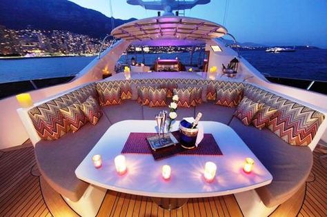 Boat Dinner, Luxury Lifestyle Girly, Dinner For 2, Private Boat, Yacht Party, Yacht Interior, Yacht Life, Boats Luxury, Yacht Boat