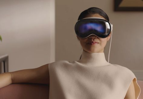 On the off chance that you missed Mark Zuckerberg's opinion about the Apple Vision Pro, he says that the Quest 3 is the better product, period. It has to be, right?    After all, Meta has had several cracks a developing a compelling headset for the AR/VR market. If you go all the way back to the Oculus Rift which was introduced by Reality Labs (formerly called Oculus VR), the Quest 3 has been over a decade in the making.  Circling back to Zuckerberg's review of the Vision Pro, it has co... Wearable Gadgets, Apple Picture, Apple Vision Pro, Oculus Vr, Vision Pro, Ar Vr, Oculus Rift, Mark Zuckerberg, Wearable Tech