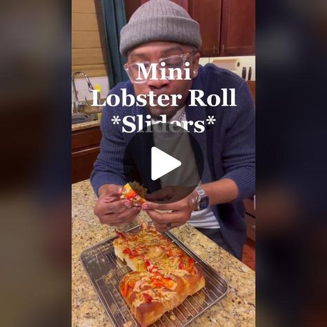 Lobster Sliders, Mini Lobster Rolls, Roll Sliders, Lobster Recipes, Lobster Roll, Low Carb Dinner, Michael J, Food Reviews, Something Sweet