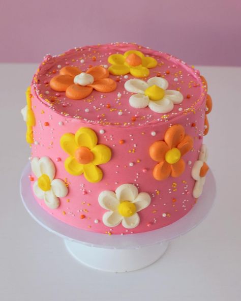 Wandering Whisk Bakeshop | April showers bring May flowers 🌼 A groovy 30th birthday cake for some Florida vacationers. Layers of Orange Blossom Cake & Passion Fruit… | Instagram Happy Birthday Written On Cake, Five Is A Vibe Birthday Cake Ideas, Simple Groovy Cake, Hot Pink 21st Birthday Cake, Five Is The Vibe Cake, 70s Bday Cake, Peace Out Cake, Flower Power Cake Ideas, Groovy One First Birthday Food Ideas