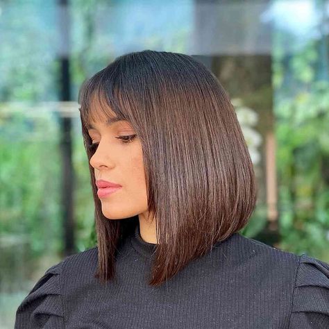 Medium Long Bob Hairstyles With Bangs, Long Bob With Bangs 2023, Medium A Line Bob With Bangs, Long A Line Bob With Bangs, Long Bob With Bangs Hairstyles, Long Bob Cut With Bangs, Medium Bob Hairstyles With Bangs, Long Bob Mit Pony, Long Bob Hairstyles With Bangs