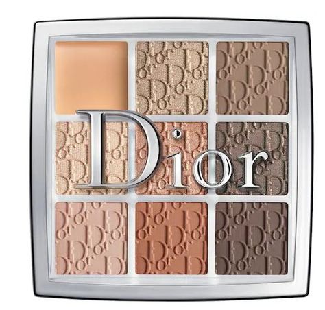 Dior has lanched their backstage line that includes very nude and light coloured shades.  The idea is to build up colour to enhance your natural features.  This eyeshadow palette also has a primer built into the top left corner and focuses on matte shades Dior Backstage Eye Palette, Dior Eyeshadow Palette, Dior Eyeshadow, Coffee Facial, Dior Backstage, Glowing Radiant Skin, Hot Buttered Rum, Homemade Lotion, Velvet Teddy