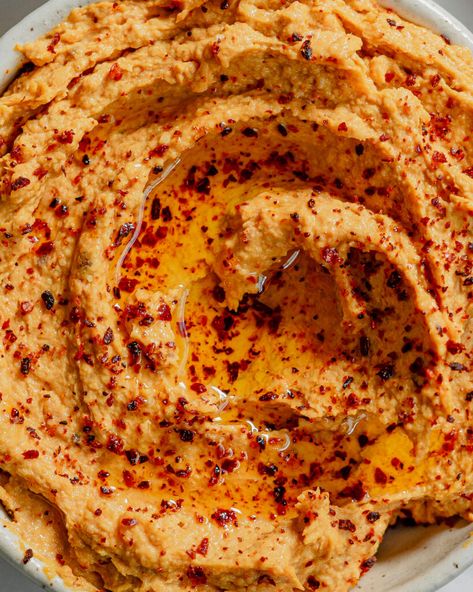 Smooth Hummus Recipe, Carrot Hummus, Lentil Hummus, Make Your Own Hummus, Mushroom Stir Fry, Hummus Ingredients, Vegan Hummus, Easy Homemade Recipes, Meyer Lemon