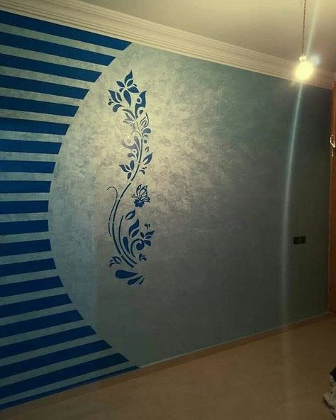 Gorgeous and beautiful wall paper ideas Unique Wall Paint Designs, Wall Paint Designs For Hall, Geometric Wall Painting, Asian Paints Wall Designs, Painting Design Ideas, Bedroom Colours, Geometric Wall Paint, Wall Stencil Designs, Wall Paint Patterns