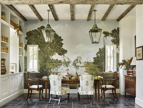 Veranda Magazine, Cottage Dining Rooms, Tiny Cottage, Island House, English Country House, The Dining Room, Green Rooms, Low Country, Dining Room Design