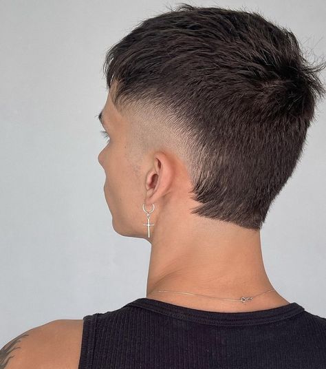 @piquezika ig Mullet Buzzcut, Short Hair Mullet Men, Mullet Short Hair Men, Buzzcut Mullet, Buzz Cut Mullet, Very Short Mullet, Short Mullet Mens, Mens Haircuts Thick Hair, Mullet Short