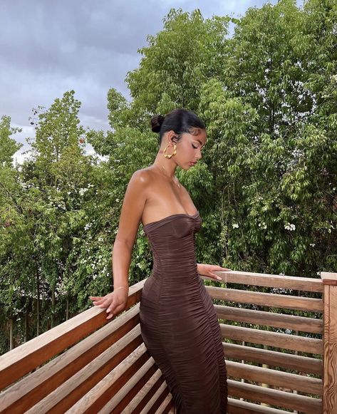 Italian Outfits Women, Tube Bodycon Dress, Dorothy Dandridge, Vacay Outfits, Italian Outfits, Cute Simple Outfits, Brown Dress, Outfits Women, Dress For Women