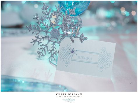 Frozen Wedding Theme, Wonderland Wedding Decorations, Frozen Wedding, Winter Entertaining, Ball Photography, Winter Wonderland Birthday, Snowflake Wedding, Sweet 16 Decorations, Disney Wedding Theme