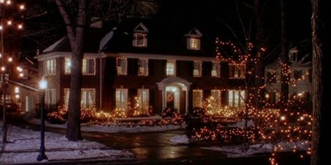 Watch Home Alone, Home Alone 1990, Home Alone Movie, Home Alone Christmas, Background Home, Christmas Feeling, Holiday Mood, Days Until Christmas, Animated Christmas