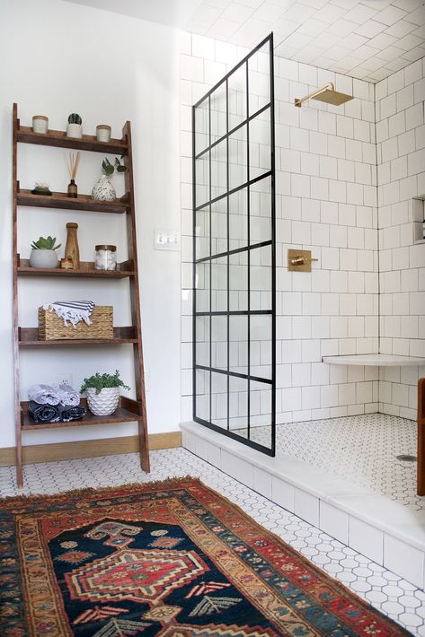 Before & After: An Outdated Bathroom Gets a Complete Makeover in Just 6 Weeks - Dwell Modern Vintage Bathroom, Makeover Kamar Mandi, Bad Inspiration, Vintage Bathrooms, Boho Bathroom, Vintage Bathroom, Diy Bathroom, Bathroom Makeover, Bathroom Inspiration