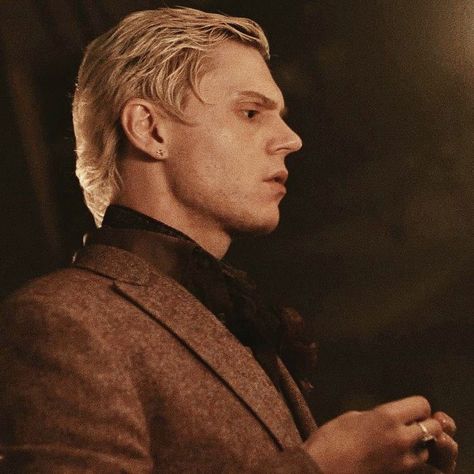 Ahs Mr Gallant, Malcom Gallant, Evan Peters Mr Gallant, Evan Peters Hot Wallpaper, Mr Gallant Ahs, Mr Gallant, Evan Peters Gif, Header Wallpaper, Kai Anderson