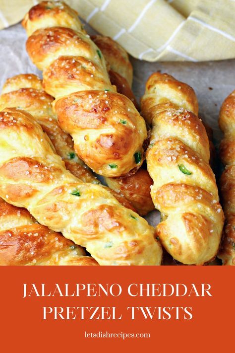 Jalapeno Cheddar Pretzel Twists Recipe -- Loaded with cheddar cheese and fresh jalapeno, these homemade pretzels are perfect for game day, after-school snacking, or simply satisfying a carb craving. Homemade Cheddar Jalapeno Bread, Savory Treats For Party, Savory Bakery Items, Christmas Savory Snacks, Fancy Snacks, Bread Dips, Fresh Jalapeno, Donut Flavors, Tasty Bread Recipe