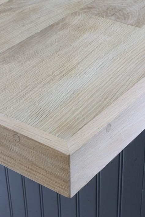 Diy Wood Countertops Cheap, Diy Cabinet Countertop, Diy Kitchen Island Butcher Block Top, Hardwood Countertops Kitchen, Wood Floor Countertop, Countertop Redo Cheap Wood, Wood Flooring Countertop Diy, Wood Flooring Countertop, Plywood Bar Top