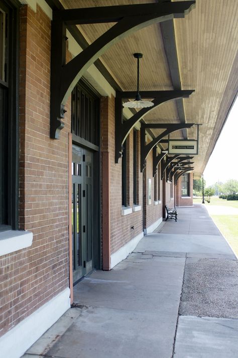 Laurel Train Depot ~ Laurel, MS Home Town Hgtv, Toy Trains Storage, Laurel Ms, Train Station Architecture, Old Train Station, Train Theme, Toy Trains, Train Depot, Old Train