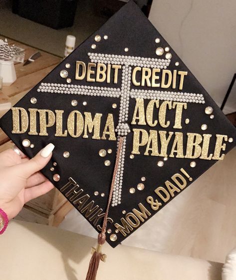 Accounting Graduate Photoshoot, Accounting Student Graduation Pictures, Graduation Cap Designs Finance, Graduation Cap Accounting, Graduation Cap Designs For Accounting, Accountant Graduation Pictures, Accountant Graduation Cap, Accounting Degree Graduation Cap, Accounting Cap Decoration