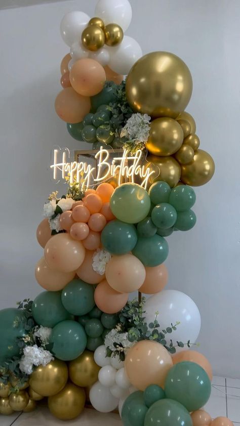 Balloon Decorations Simple, Balloon Decorations Birthday, Gym Fails, Party Balloons Diy, Balloons Galore, Simple Birthday Decorations, Small Balloons, Birthday Party Decorations Diy, Balloon Crafts