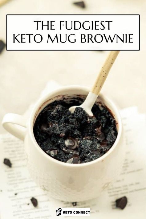 This is the easiest keto mug cake you'll ever make! It only takes 1 minute and then you have a yummy keto dessert everyone will love! Everyone knows sometimes you just need a little something sweet, like NOW. There’s no time to put together a boxed brownie and wait for it in the oven, we need dessert! That’s why we created the best dense and fudgy keto mug brownie that’s gluten free and ready in under 5 minutes. It's a rea keto sweet treat! Keto Sweet Snacks, Low Carb Mug Cakes, Keto Chocolate Mug Cake, Keto Mug, Easy Mug Cake, Dessert Mousse, Brownie In A Mug, Chocolate Mug Cake, Postre Keto