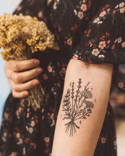 10 Best Flower Bouquet Tattoo Ideas You Have To See To Believe! | Outsons | Men's Fashion Tips And Style Guides Leaf Bouquet Tattoo, Black And White Bouquet Tattoo, Black And White Flower Bouquet Tattoo, Vintage Bouquet Tattoo, Herb Bouquet Tattoo, Upside Down Bouquet Tattoo, Bouquet Tattoo With Ribbon, Wedding Flower Tattoo, Bouquet Tattoo Arm