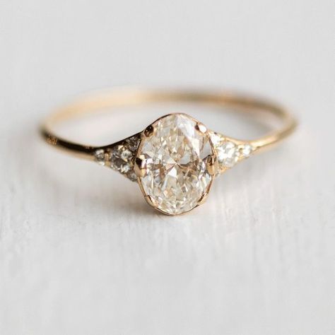 These 30 Engagement Rings covers a lot of different styles over a long period of time. Fall in love with our favorite designer rings for a chic and modern bride. Explore our selection of engagement ring styles, including solitaire, stacked, vintage, halo, three-stone, and more! Cute Engagement Rings, Future Engagement Rings, Antique Engagement Ring, Engagement Ring Rose Gold, Simple Engagement Rings, Dream Engagement Rings, Wedding Rings Vintage, Rings For Girls, Vintage Engagement