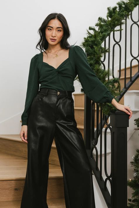 Long sleeves blouse in emerald Black And Emerald Outfit, Kibbe Romantic Business Casual, Emerald Green Outfit Ideas Casual, Jewel Tone Outfits Casual, Green Pants Black Top, Emerald Green Outfit Aesthetic, Green Formal Outfit, Dark Romance Outfit, Deep Green Outfit