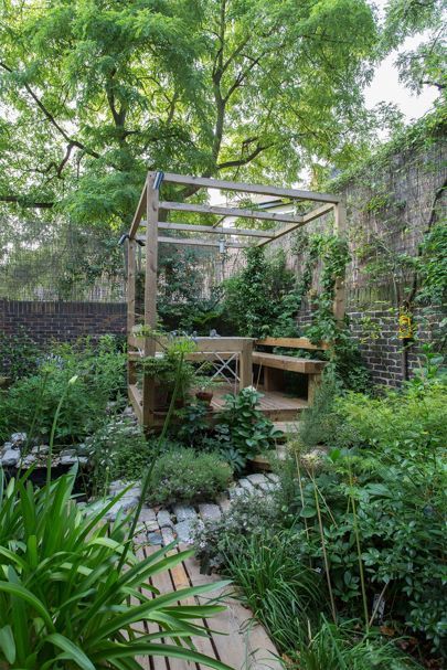 Garden designer Daniel Corby Bristow tells us about his aesthetic Rockery Garden, Potager Garden, Garden Designer, Modern Garden Design, Landscape Designs, Have Inspiration, Small Garden Design, Courtyard Garden, Garden Cottage