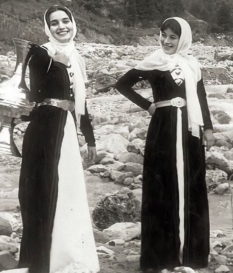 Chechen Women, Caucasian Clothes, Georgian Clothing, Fashion Dream Job, Marvel Images, Arabian Nights, Vintage Portraits, Dream Clothes, Fashion History