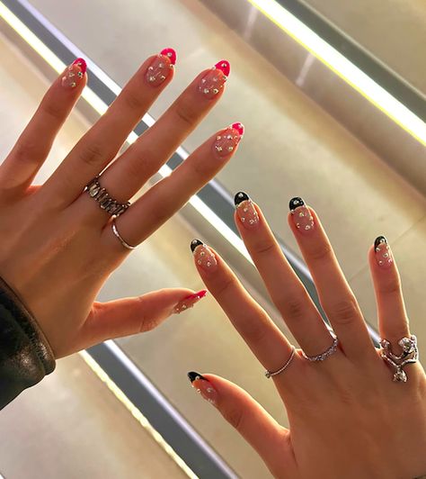 rhinestone nails, gemstones, blackpink nails, kpop nail inspo, nail art, pink french tips, black french tips, trendy nails Blackpink Nails Designs Kpop, Black Pink Nails Kpop, Rhinestone French Tip Nails, Rhinestone French Tip, French Tips Black, Blackpink Nails, Nails Kpop, Nail Inspo Nail Art, Pink French Tips