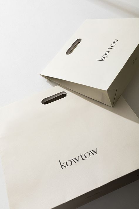 Store Packaging, Graphic Designer Studio, Paper Bag Design, Luxury Packaging Design, Packaging Ideas Business, Clothing Packaging, Small Business Packaging Ideas, Luxury Branding Design, Studio Foto