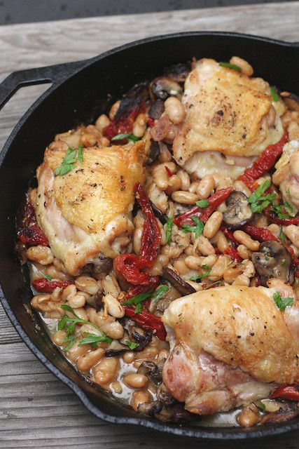 Tuscan Chicken, White Bean, and Mushroom Skillet – Elly Says Opa! Chicken And Beans, Tuscan Chicken, Cannellini Beans, Peppers Recipes, White Bean, Poultry Recipes, White Beans, Turkey Recipes, Chicken Dinner