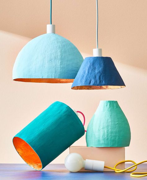 papier-mache-light-shades-59wtTiV-qBzBoibdHhQfQg Abat-jour Diy, Luminaria Diy, Diy Luminaire, Diy Pendant Light, Lampe Diy, Diy Lampe, Deco Luminaire, Diy Shades, Up Balloons