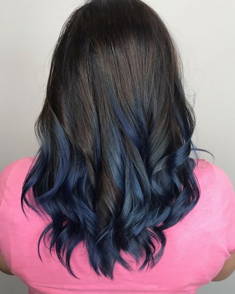 Brunette Hair With Blue Tips, Midnight Blue Hair No Bleach, Short Brown And Blue Hair, Blue Highlights In Brown Hair Short, Brown To Blue Ombre Hair, Brown Hair Blue Highlights, Brown Hair With Blue Highlights, Blue Highlights In Brown Hair, Brown Hair With Blue