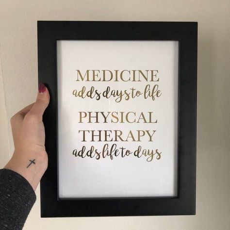 Physical Therapy Quotes, Pt Student, Physical Therapy Humor, Medical School Humor, Pt School, Physical Therapy School, Physical Therapy Student, Medical Binder, Physical Therapy Assistant