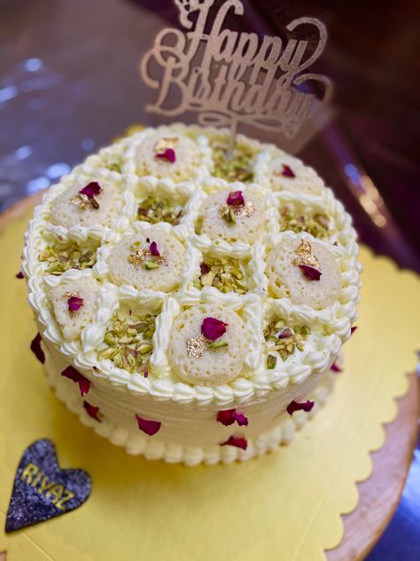 Moist and juicy rasmalai cake , for recipe please click the following link Baat Pakki Cake Ideas, Rasmalai Cake Decoration Ideas, Rasmalai Cake Designs, Rasmalai Cake Decoration, Cake Flavours Ideas, Rasmalai Cupcakes, Indian Cake Design, Ras Malai Cupcakes, Bread Rasmalai Recipe