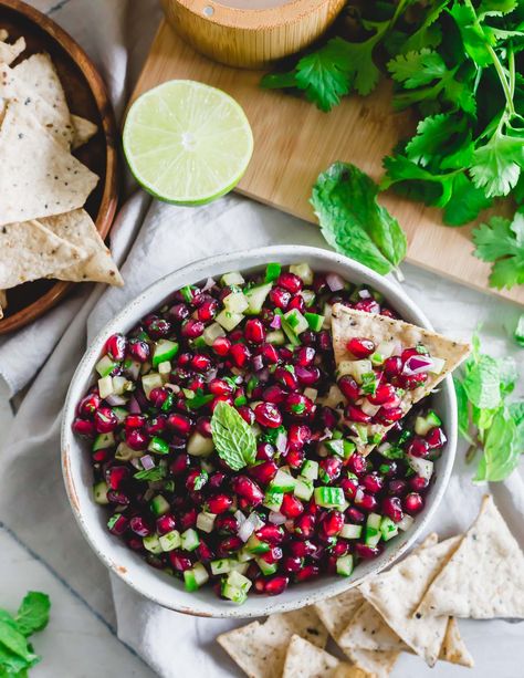 Pomegranate Recipes Healthy, Pomegranate Salsa, Savory Dips, Honey Lime Dressing, Pomegranate Recipes, Holiday Appetizer, Savory Appetizer, Brunch Dishes, Fresh Salsa