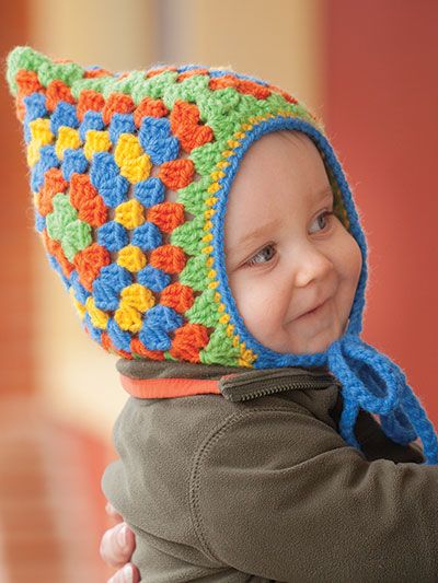 Crochet a kids Granny square hat pattern Granny Square Christmas, Crochet Poncho Kids, Motifs Granny Square, Poncho Au Crochet, Granny Square Haken, Granny Square Projects, شال كروشيه, Crochet Mignon, Confection Au Crochet