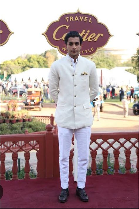 Padmanabh Singh, Rolls Royce Logo, Maharaja Ranjit Singh, Indian Wedding Poses, Mens Wedding Attire, Indian Dresses Traditional, Wedding Poses, Wedding Attire, Wedding Men