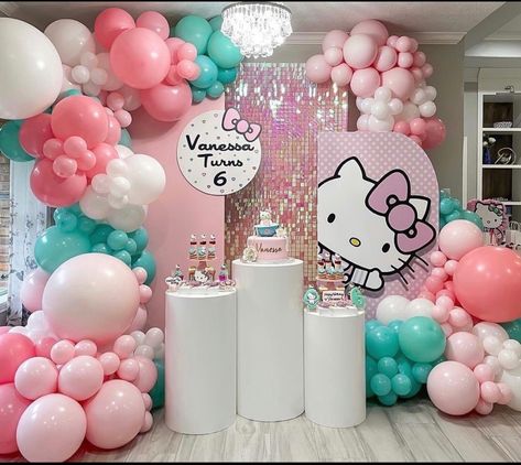 Kitty Themed Birthday Party, Hello Kitty Themed Birthday Party, Hello Kitty Baby Shower, Hello Kitty Birthday Theme, Decoracion Hello Kitty, Hello Kitty Theme Party, Hello Kitty Birthday Cake, Ninjago Birthday, Mickey Mouse 1st Birthday