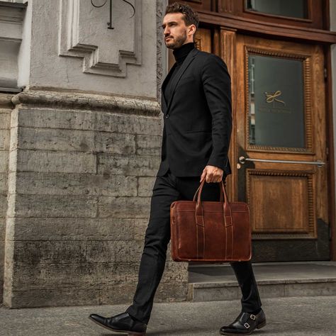 With everyday practicality in mind, the Exquisite slim leather laptop briefcase promises to accompany a modern professional on a day-to-day basis. Keep your business essentials safe and yourself looking outstanding. Expertly handcrafted in Florence, Italy using premium full-grain vegetable-tanned cow leather, the Exquisite puts practical minimalism front and center. The bag is slim yet spacious—easily carry your laptop and other business essentials with you nicely organized. The design achieves Leather Laptop Bag For Men, Brown Leather Laptop Bag, Leather Office Bags, Character Collage, Office Bags For Men, Laptop Bag Men, Leather Briefcase Men, Business Essentials, Laptop Briefcase