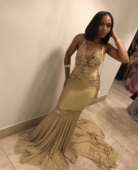 Prom Dress Champagne, African Mermaid, Long Party Gowns, Gold Prom, Spaghetti Strap Prom Dress, Sequin Sleeve, Long Prom Gowns, Gowns Online, Dress Spaghetti