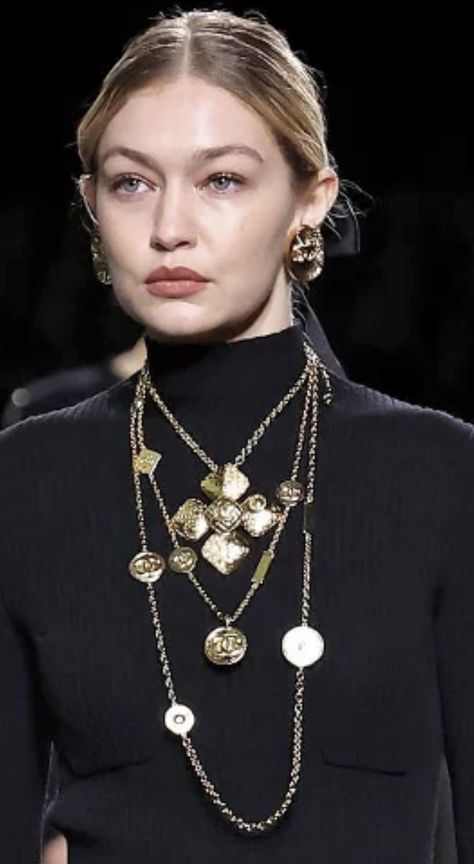 Chanel.  Fall 2024 High Fashion Jewelry, Fashion Themes, Vintage Couture, Jewelry Fashion Trends, 2024 Trends, Fashion 2024, Fashion Fall, Gigi Hadid, Winter 2024