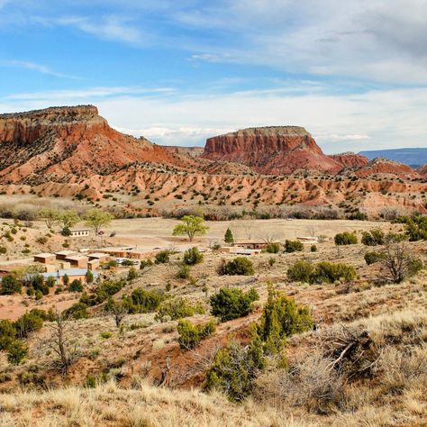 Shrubland Landscape, Plateau Landform, Mesa Landscape, Desert Plateau, In Your Thirties, Office Drama, Dry Landscape, Desert Terrain, Mountain Formation