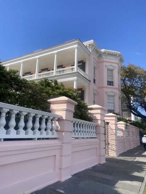 Pink Building, Outside Paint, Mansion Exterior, Retro Interior Design, Dream Mansion, Pink House, House Outside Design, Cute House, Dream Living