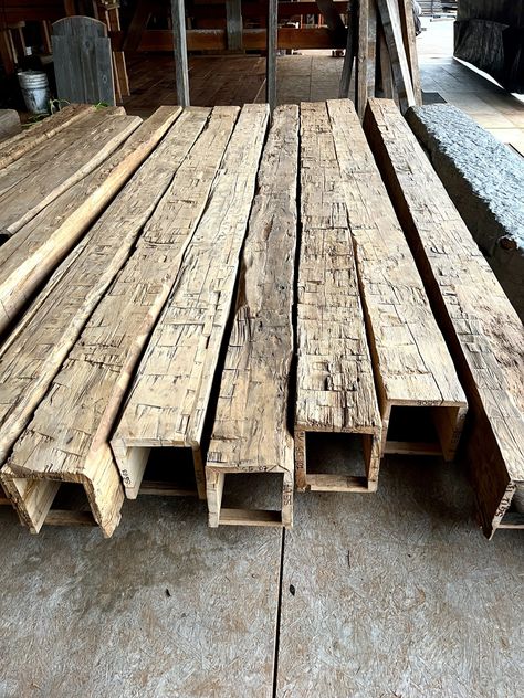 Hand Hewn Mixed Hardwood Beams (BM101) Mountain Craftsman Style Homes, Farmhouse Style Living Room Decor, Archways In Homes, Box Beams, Reclaimed Beams, Wooden Beams Ceiling, Hand Hewn Beams, Reclaimed Wood Beams, Faux Wood Beams