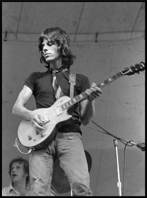 David Mcleod, Guitar Guy, The Yardbirds, Jeff Beck, Guitar Players, Guitar Hero, Rock Legends, Eric Clapton, Blues Rock