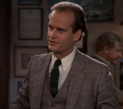 Kelsey Grammer as Frasier Crane in Cheers, and later in Frasier...OMG..look how young... Frasier Crane, Kelsey Grammer, 90s Sitcoms, Tough Guy, Comedy Series, Tv Characters, Classic Tv, Best Actor, Best Shows Ever