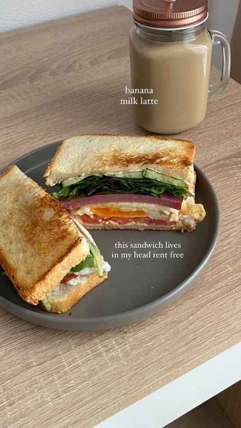 Lunch Inspo For School, Keto Coffee Recipes, Aesthetic Bread, Drink Breakfast, Makanan Rendah Kalori, Healthy Breakfast Sandwich, Resep Smoothie, Bread Sandwich, Healthy Food Inspiration