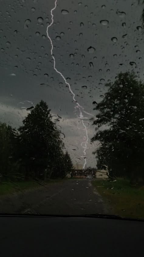 Stormy Weather Aesthetic Rain, Dark And Stormy Aesthetic, Thunder Storm Aesthetic, Rain With Thunder, Thunderstorm Aesthetic, Thunder Aesthetic, Thunderstorm Pictures, Rainy Skies, Lightning Photos