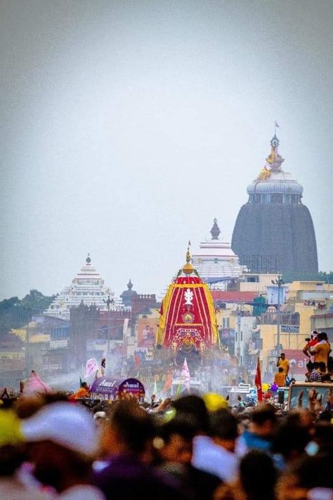 Rath Yatra Photo, Jagannatha Beautiful Images, Jagannath Rath Yatra, Shree Jagannath, Traveling Photos, Ratha Yatra, Jay Jagannath, Jagannath Temple, Jai Jagannath