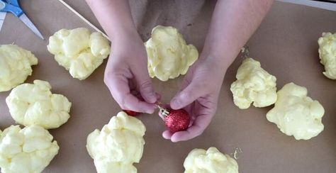 Spray Foam Christmas Garland, How To Make Popcorn Out Of Spray Foam, Great Stuff Foam Popcorn Garland, Spray Foam Christmas Crafts, Diy Spray Foam Christmas Decorations, Giant Fake Popcorn Diy, Faux Popcorn Garland Diy, Great Stuff Foam Projects, Spray Foam Popcorn